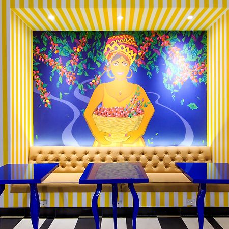 Pop Art Hotel Las Colinas 마니살레스 외부 사진