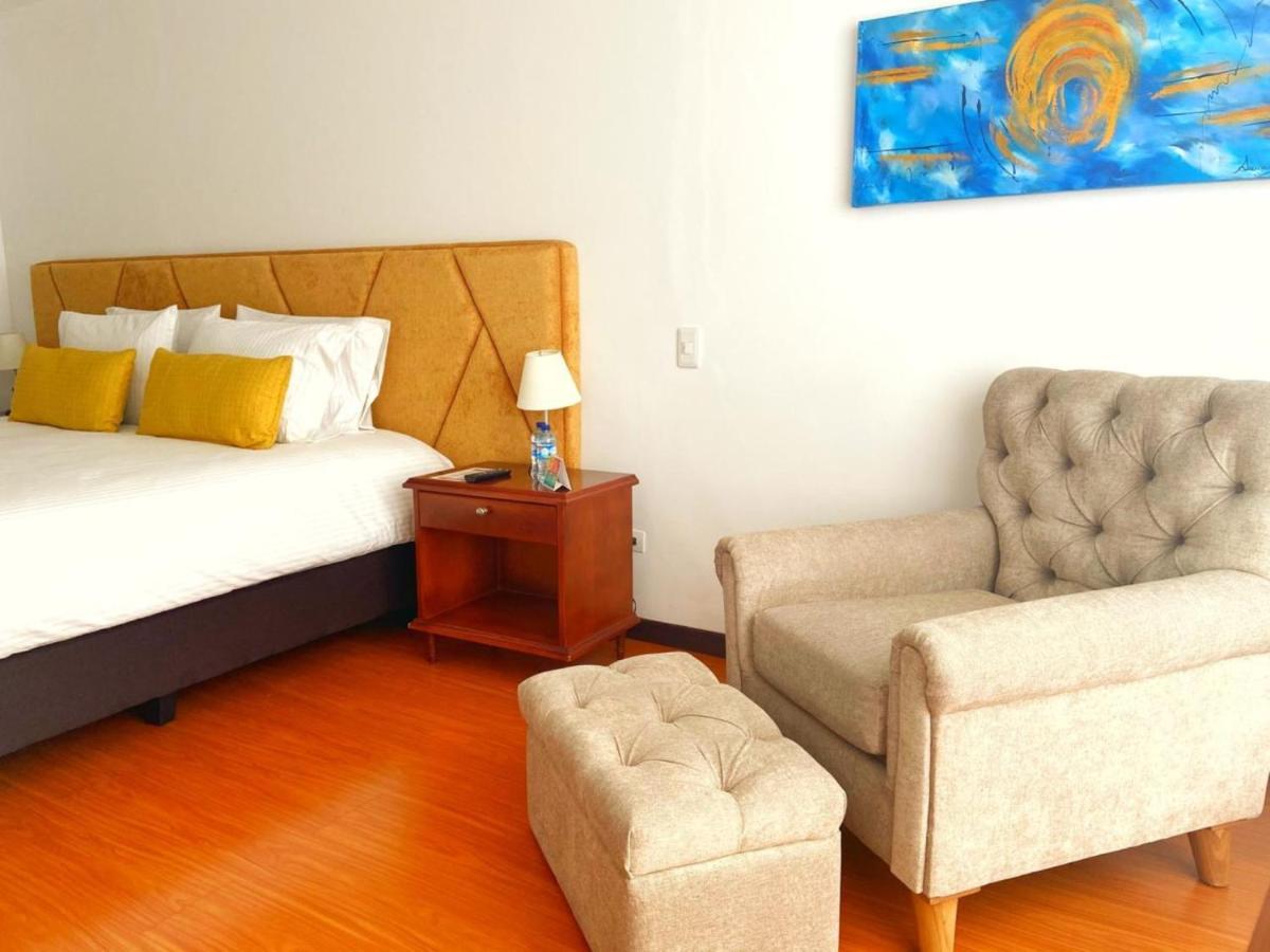 Pop Art Hotel Las Colinas 마니살레스 외부 사진