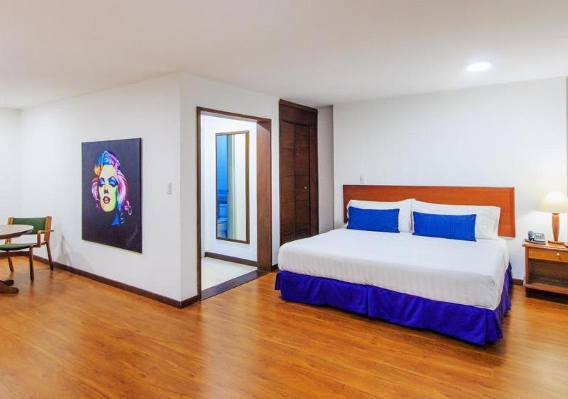 Pop Art Hotel Las Colinas 마니살레스 객실 사진