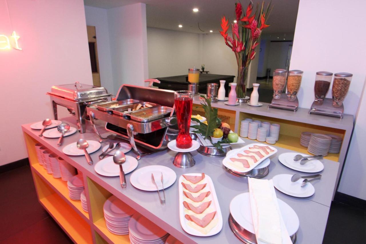 Pop Art Hotel Las Colinas 마니살레스 외부 사진