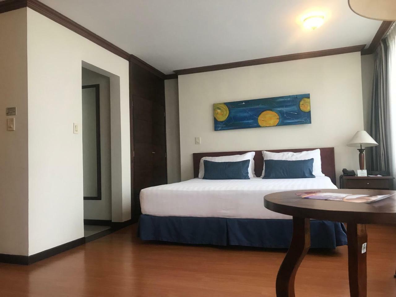 Pop Art Hotel Las Colinas 마니살레스 외부 사진