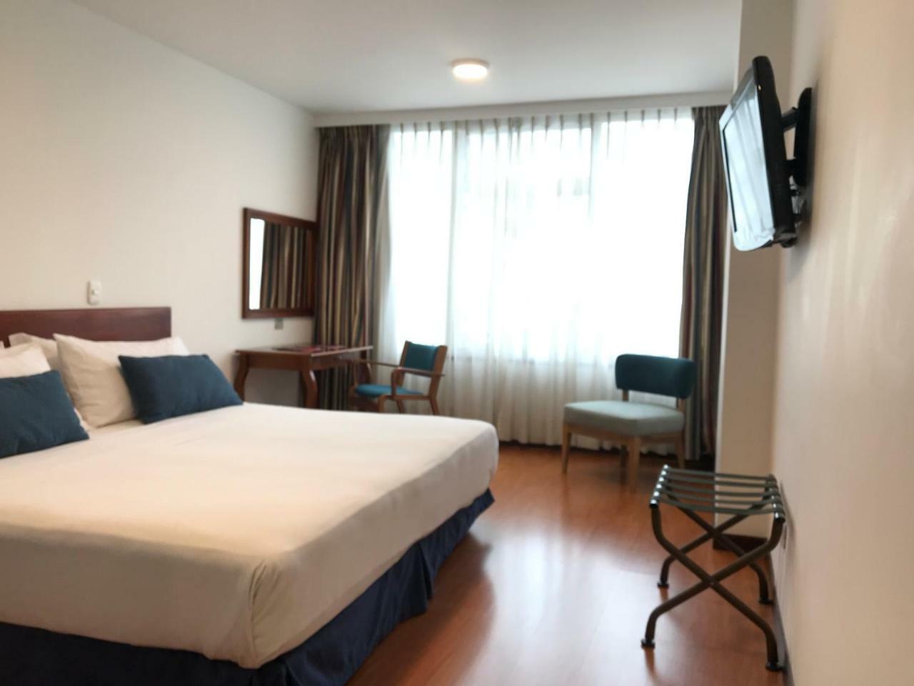 Pop Art Hotel Las Colinas 마니살레스 외부 사진